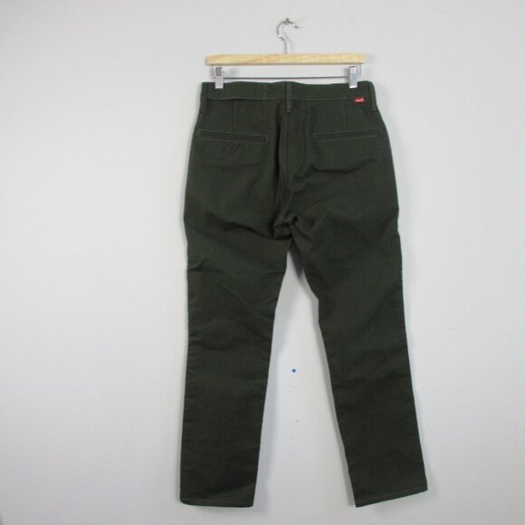 Levi's Men's Olive Chinos - Picture 2 of 12